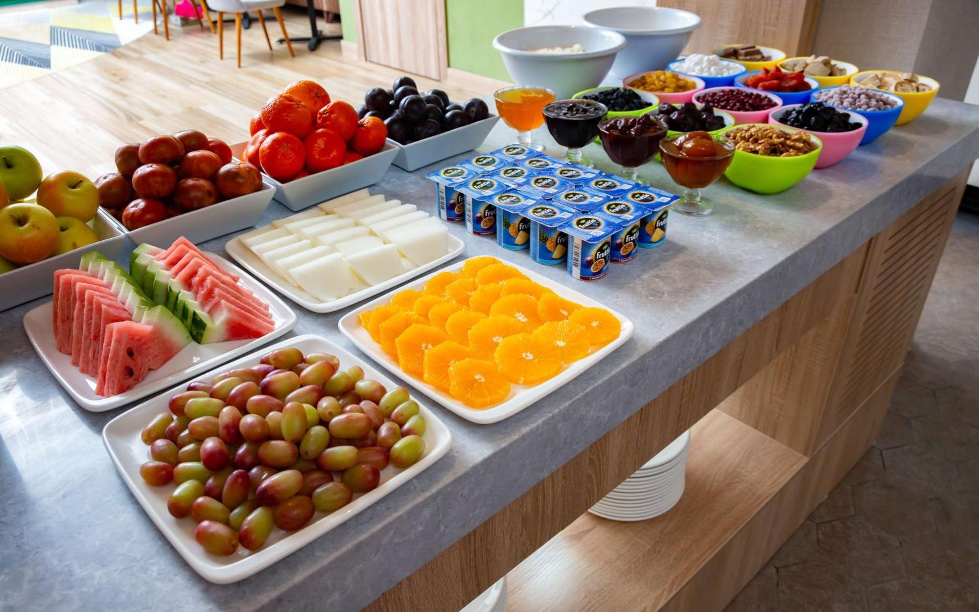 Hilton Garden Inn Самарканд Екстериор снимка