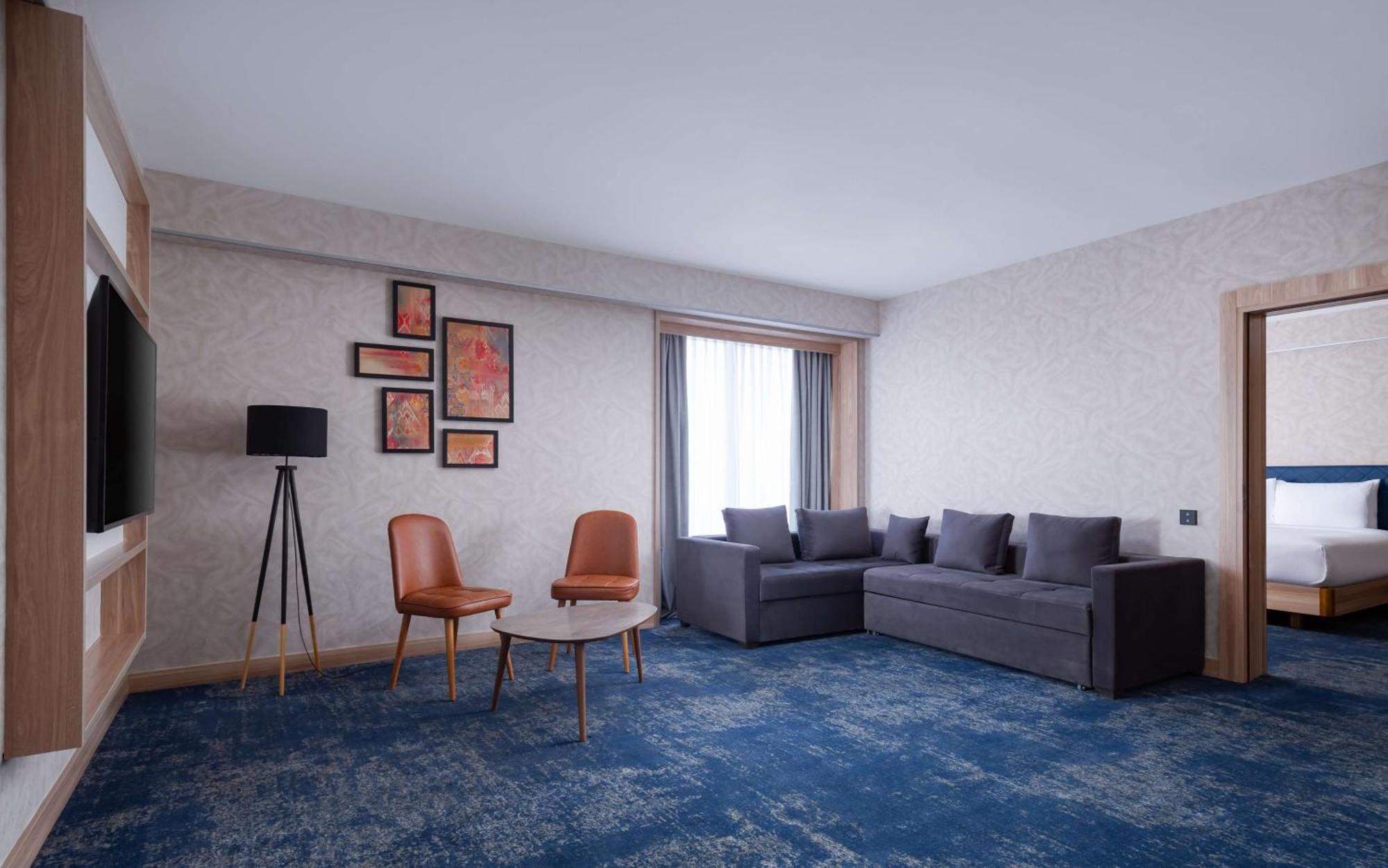 Hilton Garden Inn Самарканд Екстериор снимка