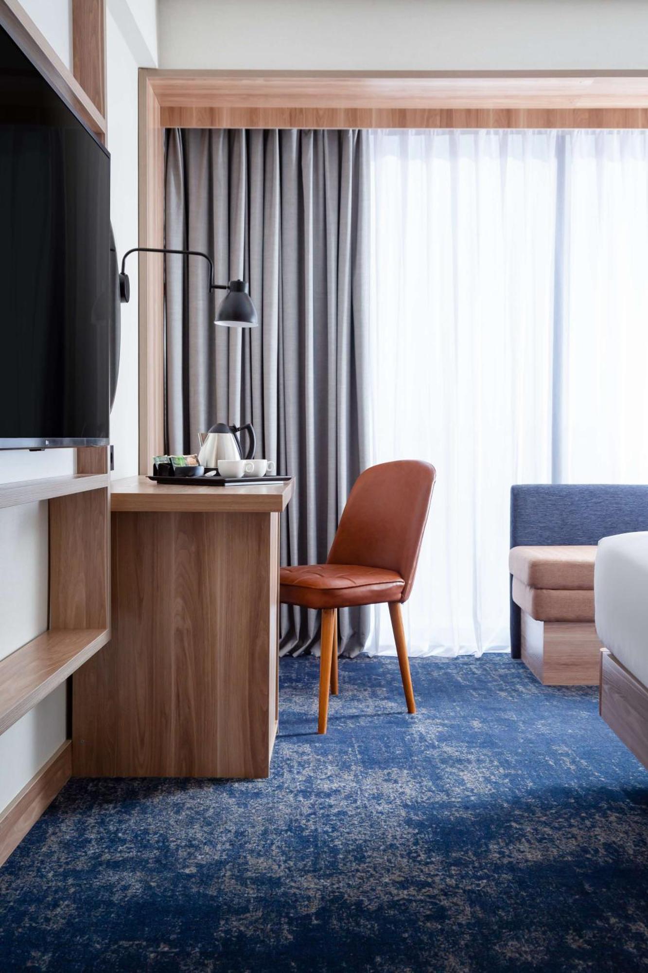 Hilton Garden Inn Самарканд Екстериор снимка