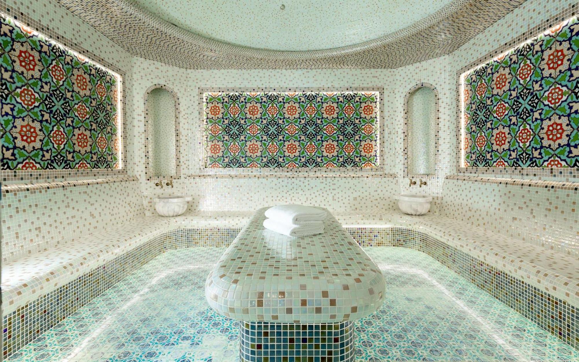 Hilton Garden Inn Самарканд Екстериор снимка