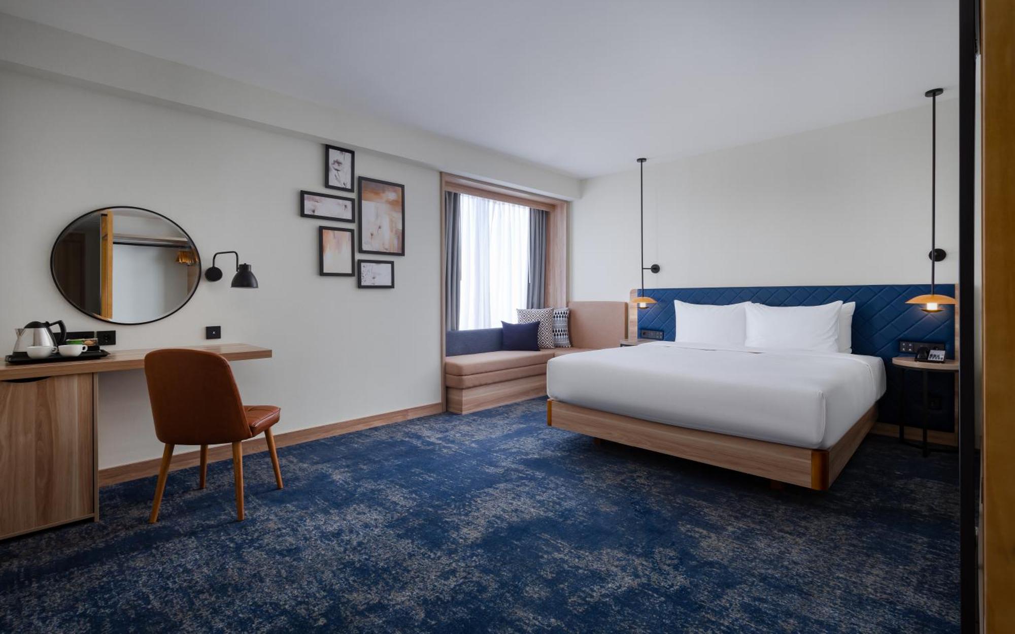 Hilton Garden Inn Самарканд Стая снимка
